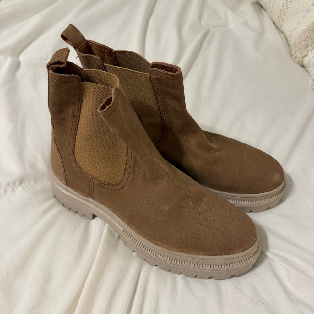 Serra Brown Ankle Boots